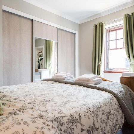 Spey Courtyard Apartment Perth Bagian luar foto